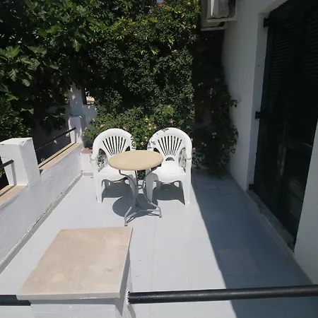 Utopia Aparthotel Kavos